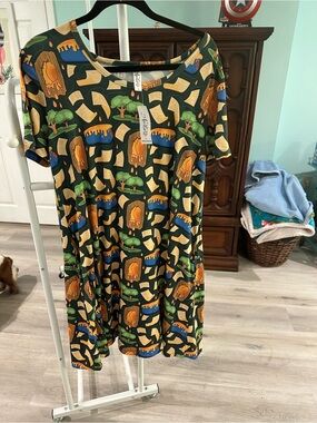 Disney Winnie the Pooh ride Ambrie size L NWT dress with pockets